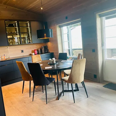 Panorama 15 - Beautiful Mountain View Σόγκνταλ